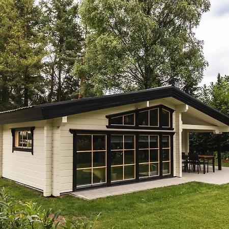 Houten 'de Blokhut' * Voorthuizen